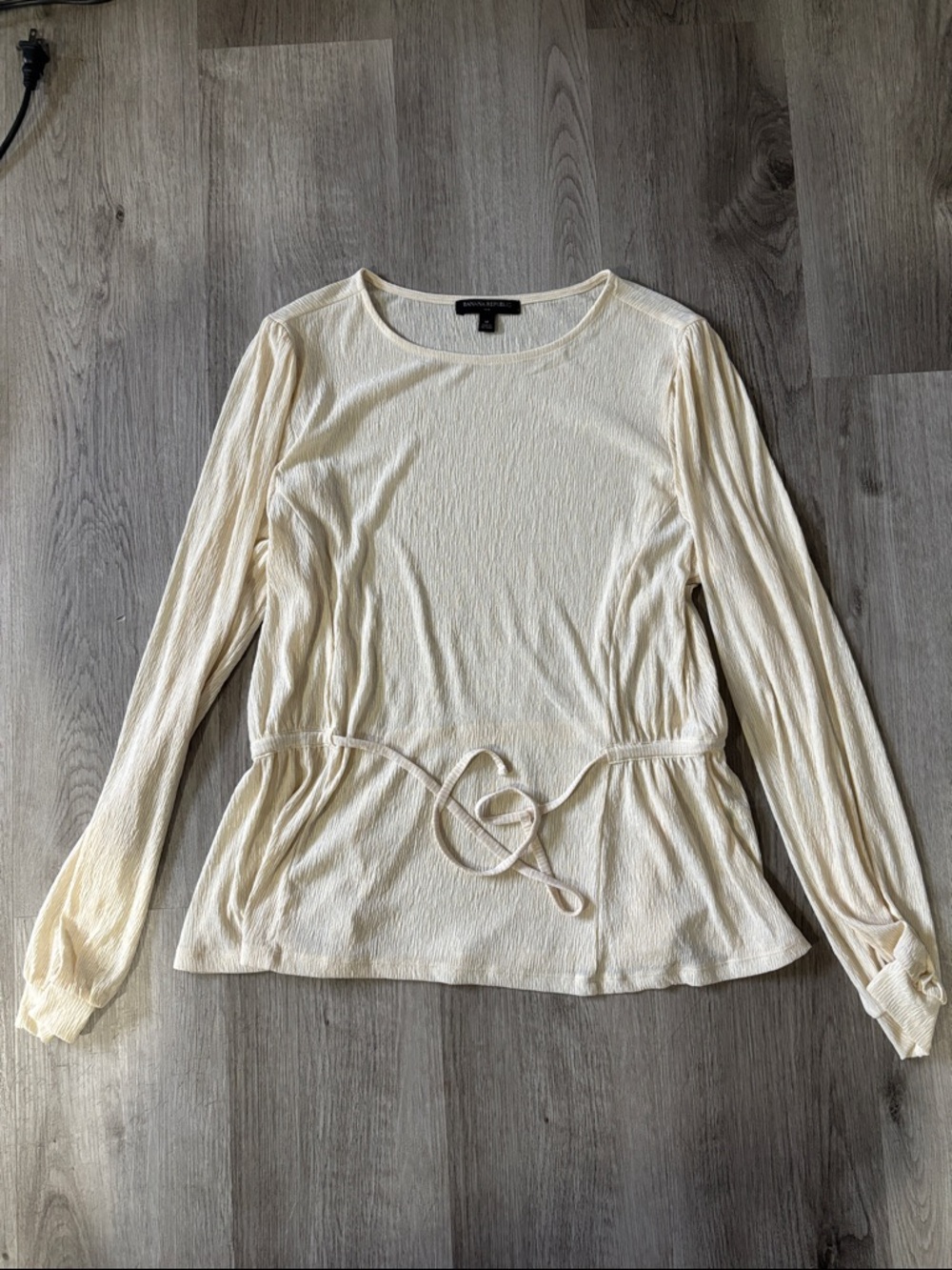 Banana Republic Cream Long-Sleeve Tie-Waist Blouse